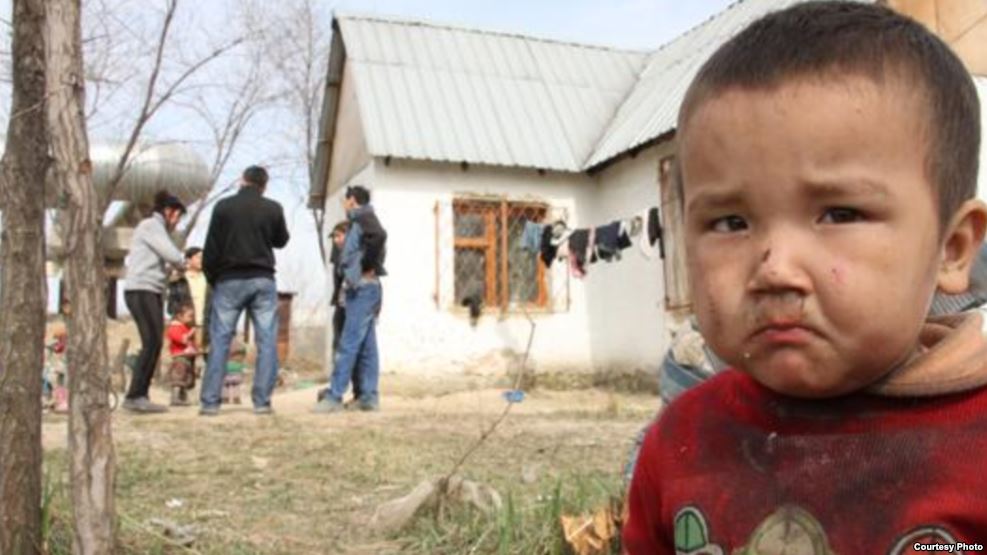 власти казахстана собираются взять под контроль все неблагополучные семьи с детьми