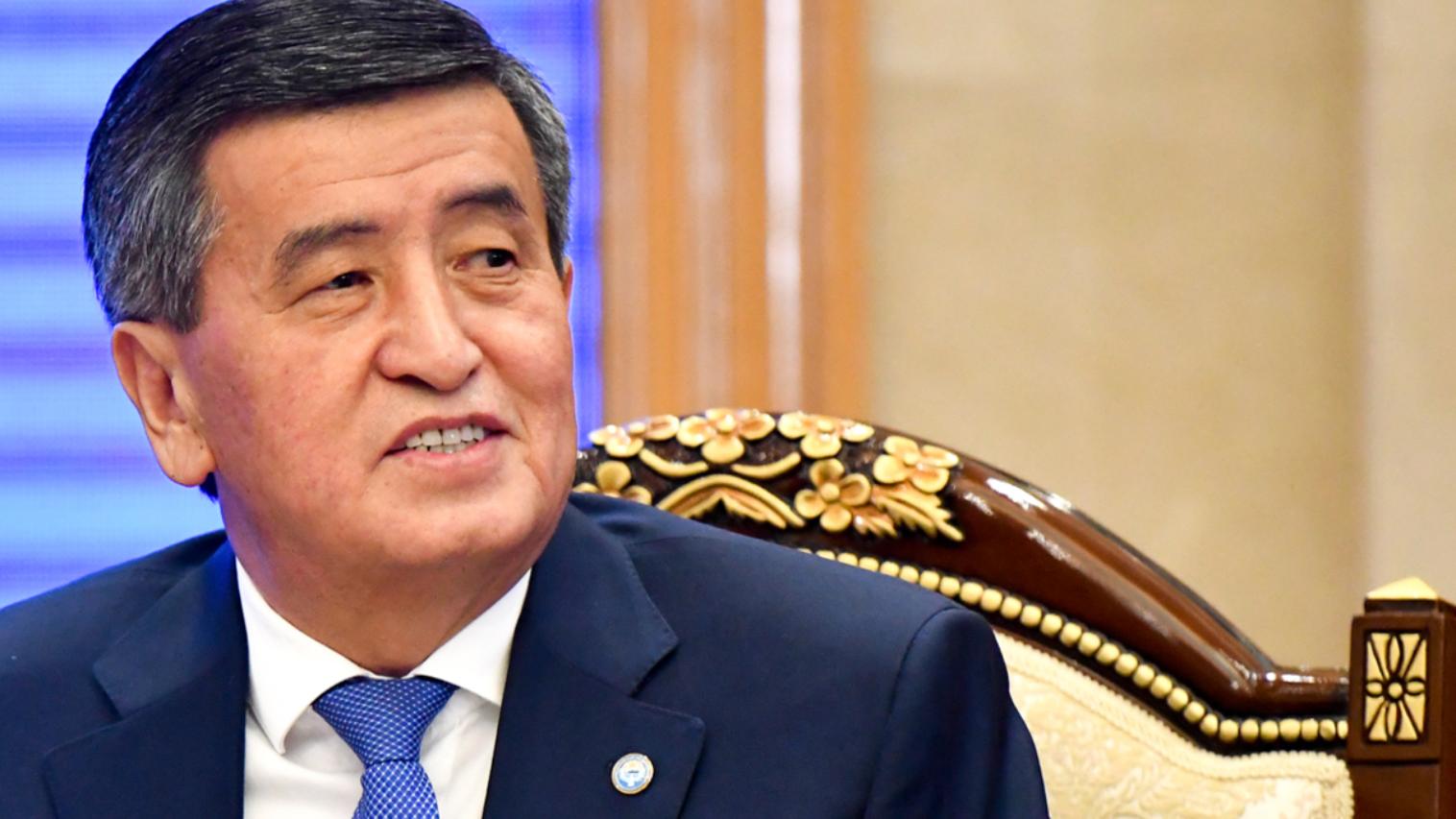 «это должно стать уроком для всех»: экс-президента кыргызстана хотят лишить всех привилегий