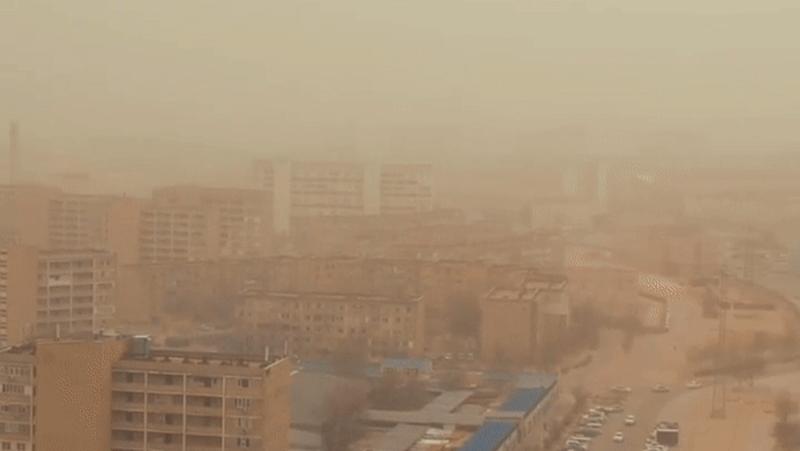 в таджикистане ожидается пыльная буря
