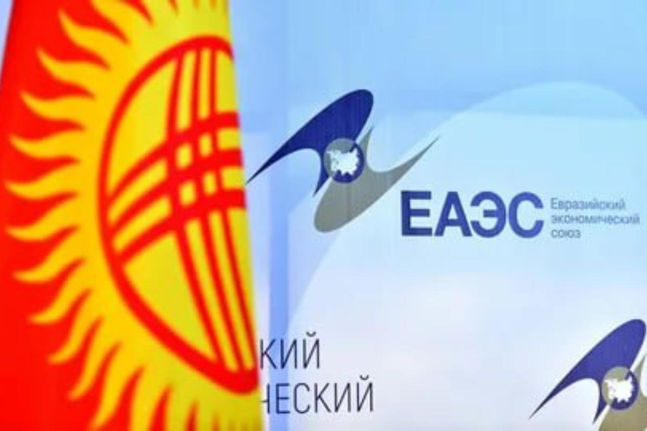 Вопреки блокаде: почему Кыргызстан выигрывает в противостоянии с Западом