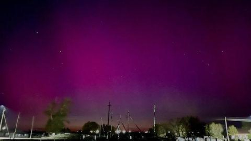 на севере казахстана жители наблюдали за полярным сиянием