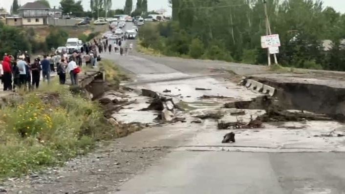 ущерб от селей в кыргызстане превысил 1,1 млрд сомов: список пострадавших объектов