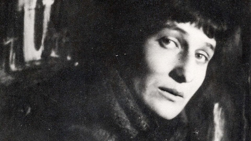 в казахстане презентовали сборник стихов ахматовой на казахском языке