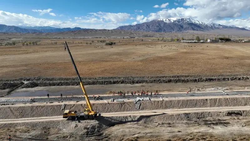 строительство ж/д «китай – кыргызстан – узбекистан» планируют начать в октябре 2024