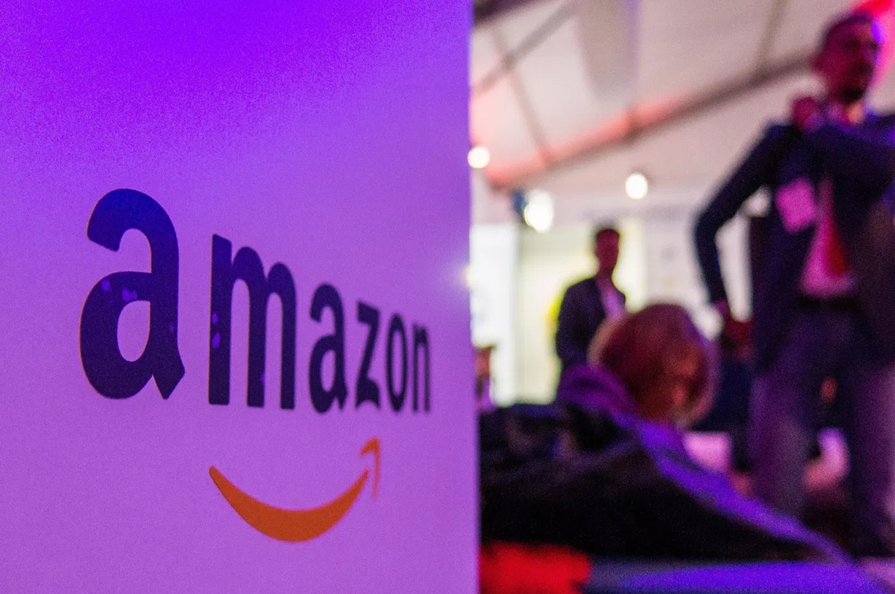 иран нанес удар по дата-центру amazon в бахрейне