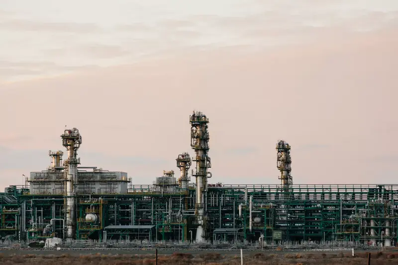 инвестиции в нефтедобычу упали в казахстане