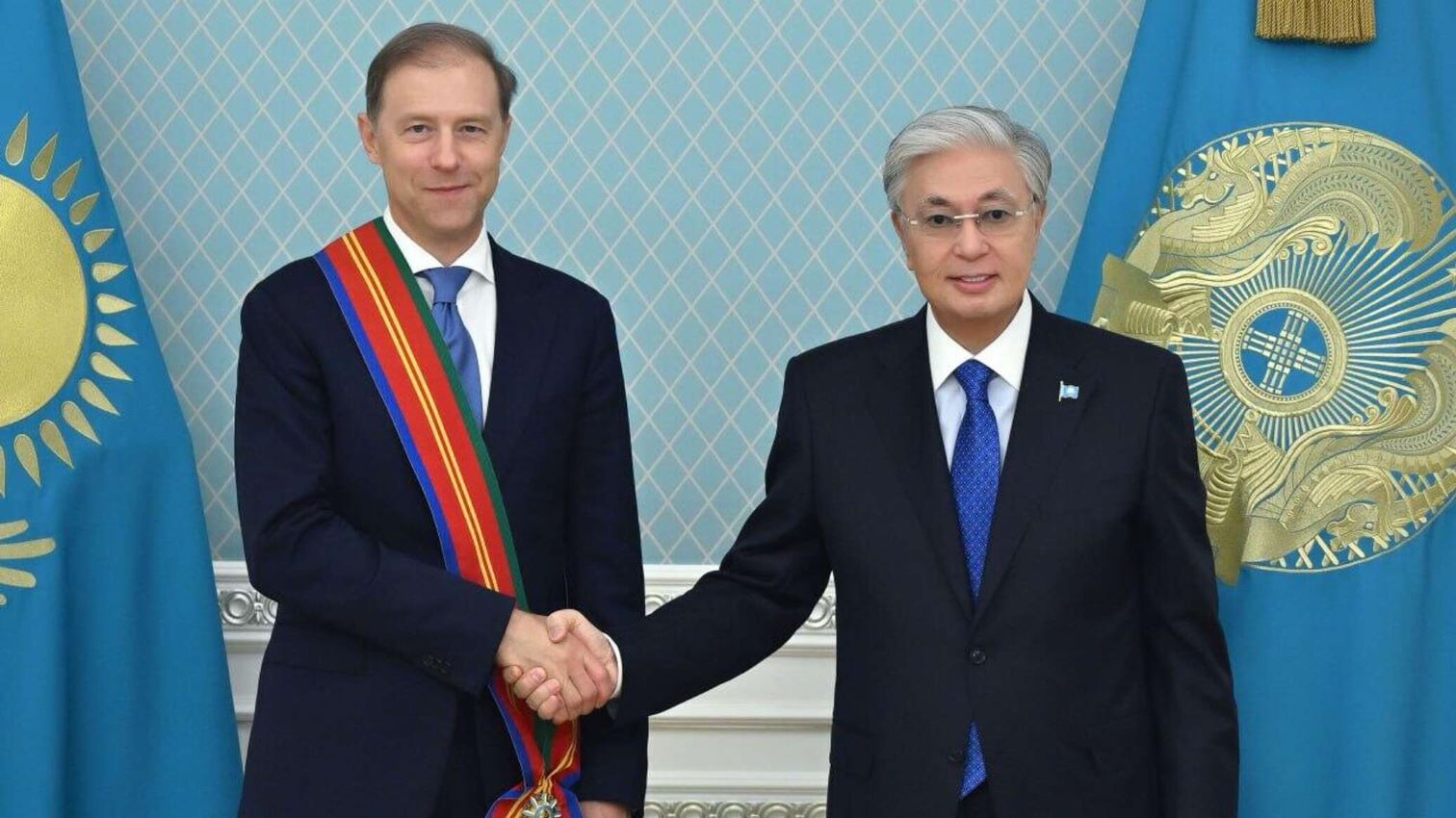 перед разговором с путиным: президент казахстана встретился с первым вице-премьером россии