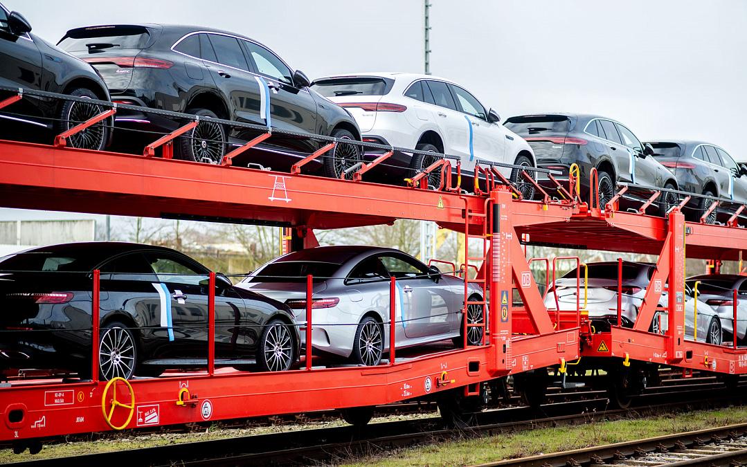 кыргызстанцы требуют от жогорку кенеша продлить легализацию автомобилей с российскими номерами