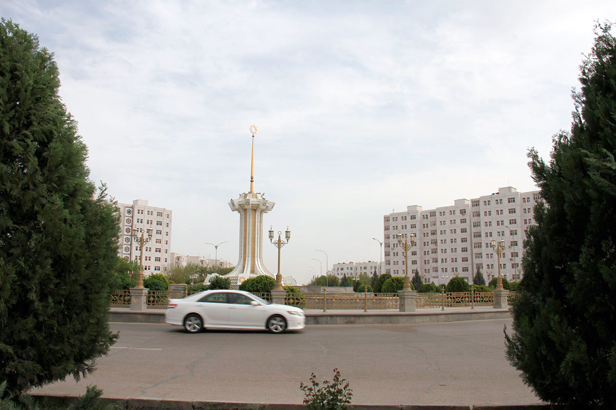 какая погода ожидается в центральной азии в пятницу, 18 апреля 2025