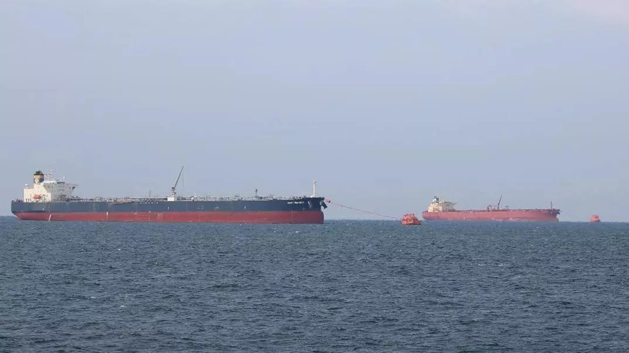 украина бьет по казахстану: удары по танкерам с казахстанской нефтью продолжаются 