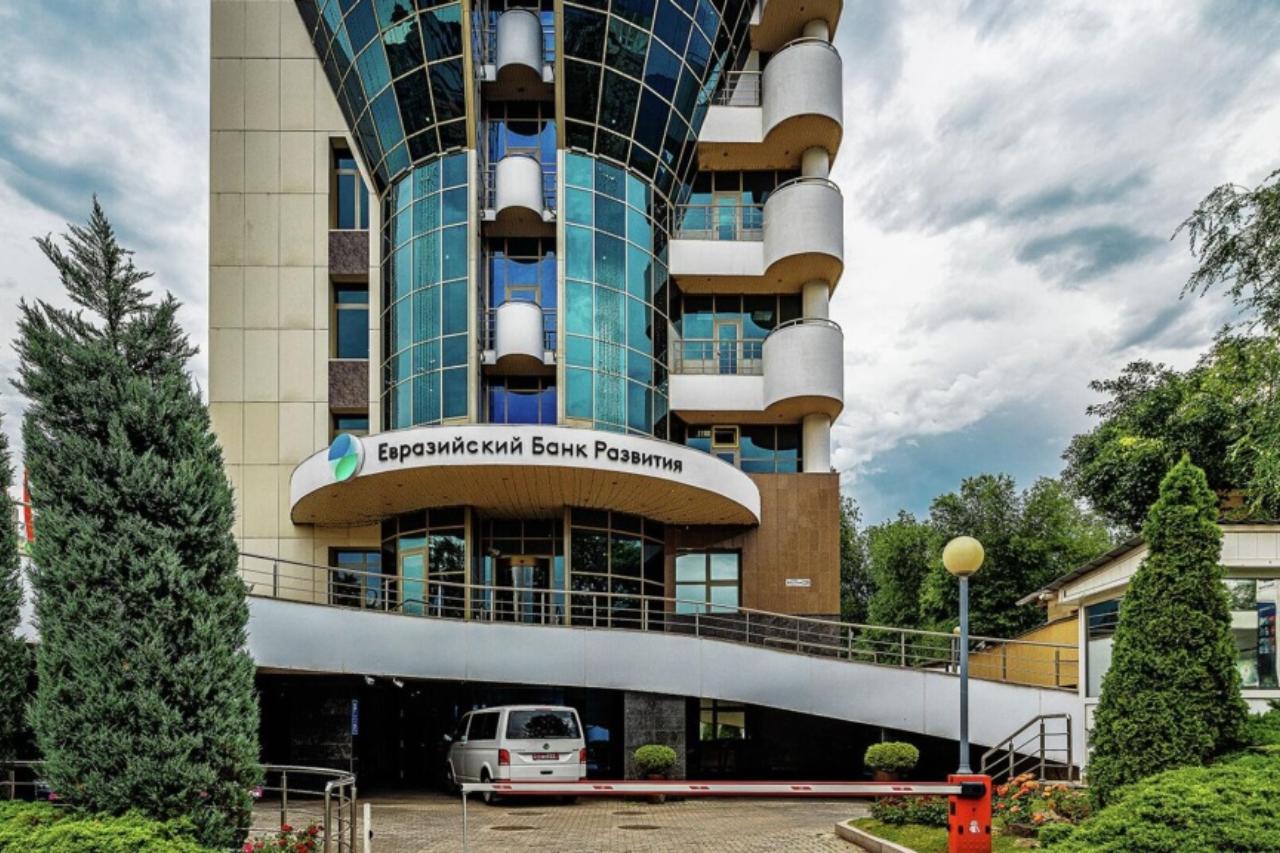 еабр запустит первые инвестиционные проекты в узбекистане уже в этом году