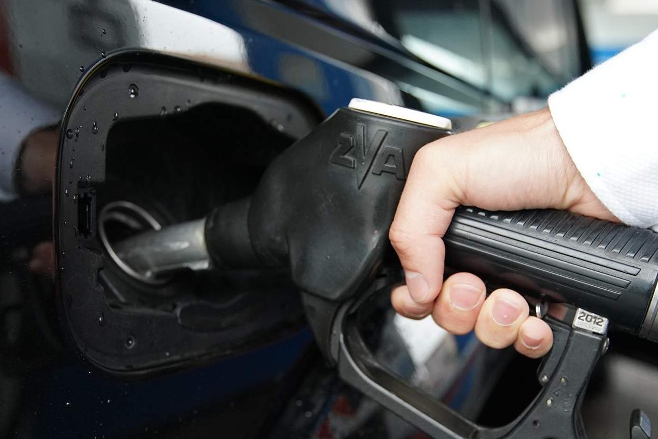 поставки российского бензина в кыргызстан выросли на 42%