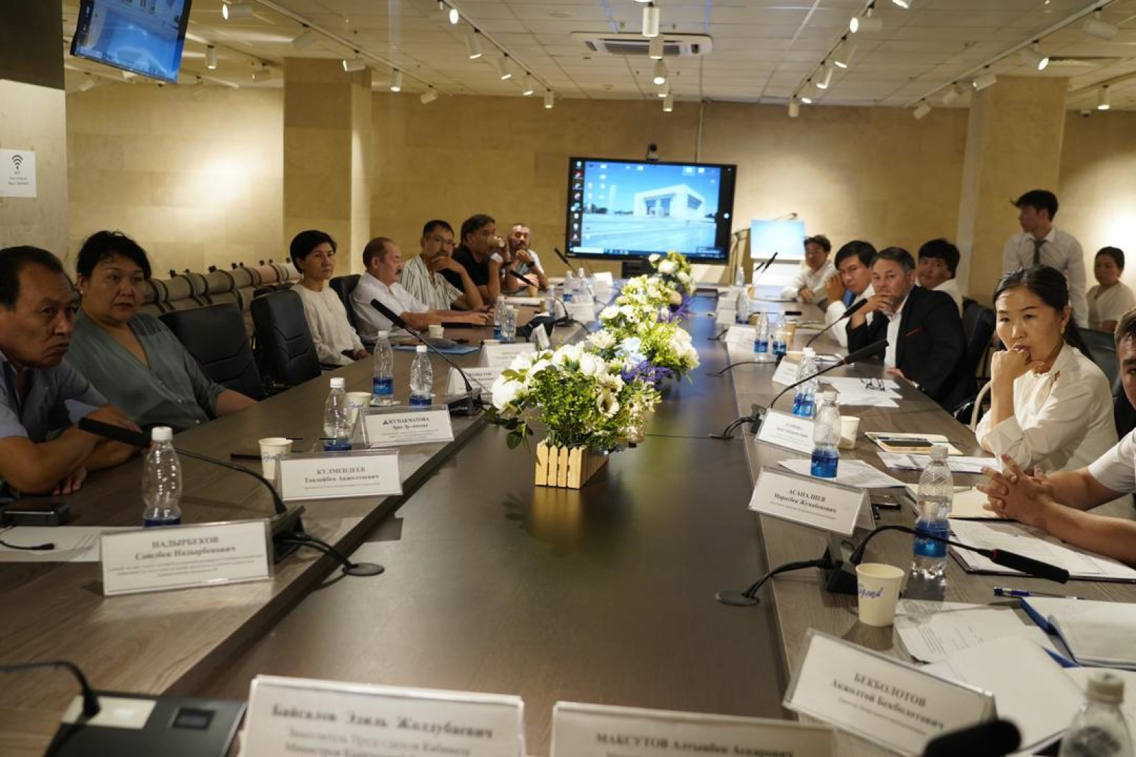 в кыргызстане озадачились продвижением государственного языка в кинематографе