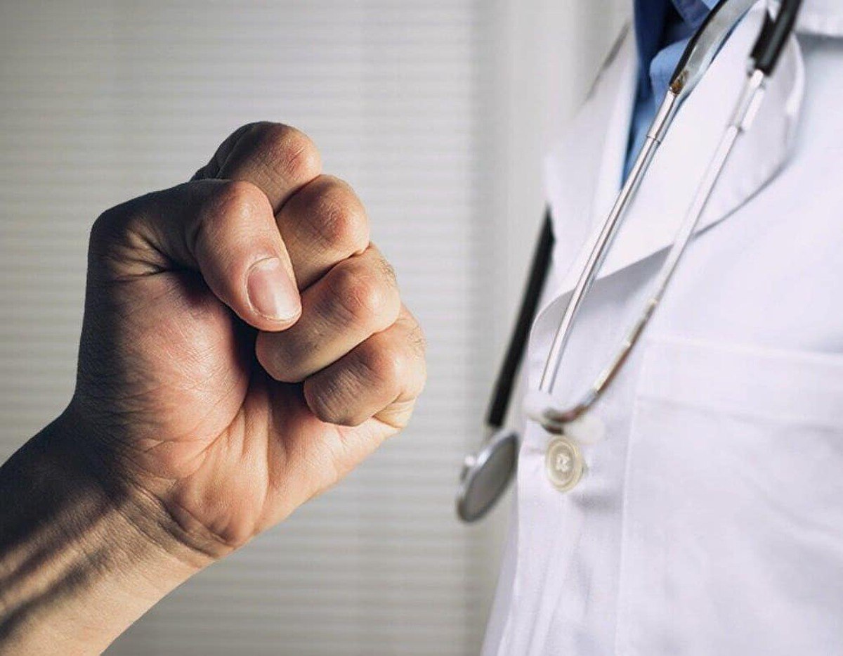 в узбекистане ввели ответственность за нападение на медицинских работников