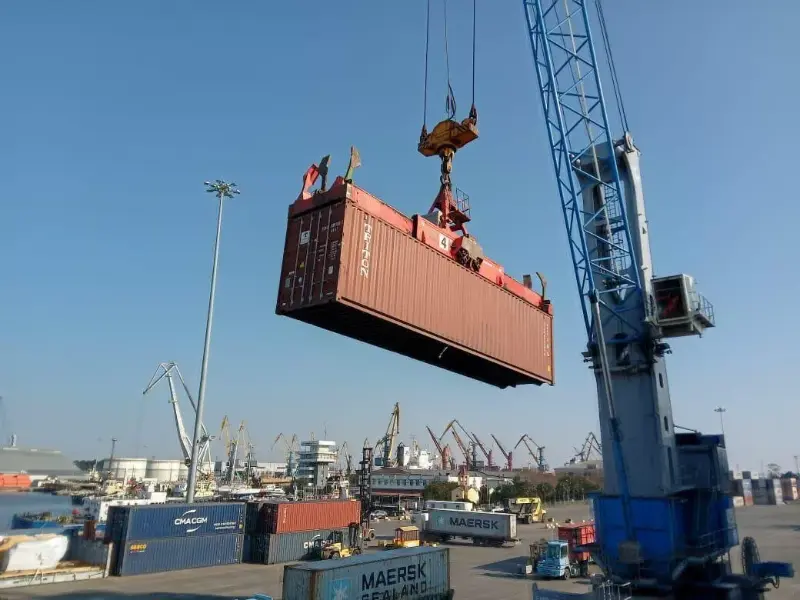 менее 1% грузоперевозок: надежды казахстана на транскаспийский коридор пока не сбылись