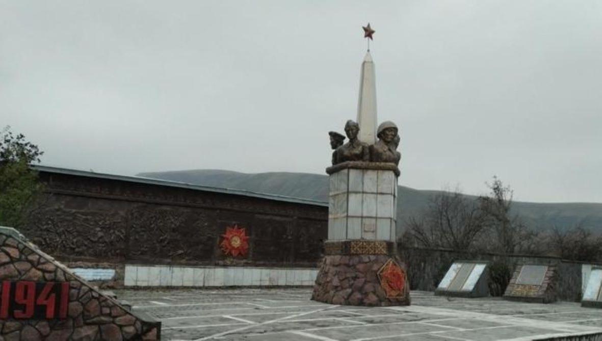 Как Кыргызстан спасает память и памятники Великой Отечественной войны от хайпожоров