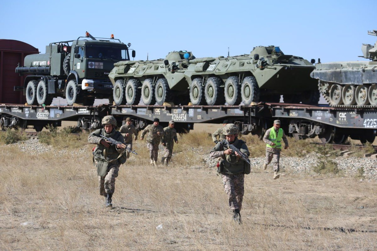 в казахстане предложили направлять на военные сборы всех граждан до 50 лет