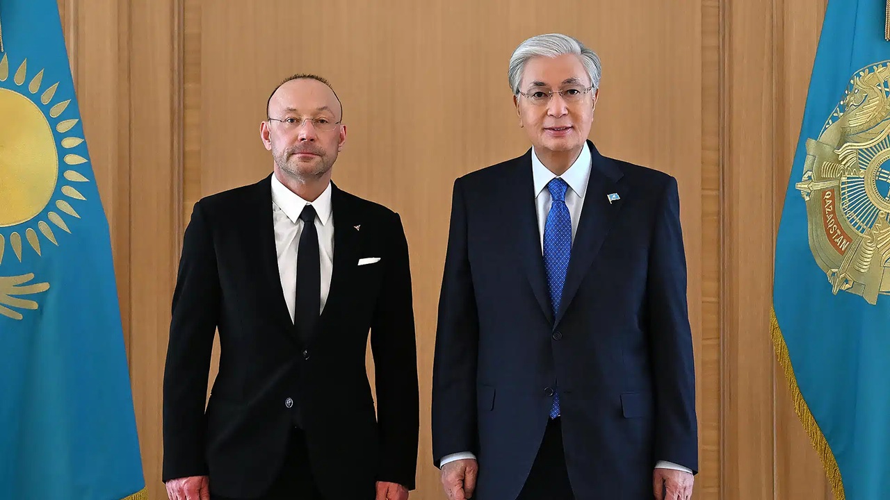 токаев обсудил с главой «русской медной компании» сотрудничество в горнометаллургическом секторе казахстана