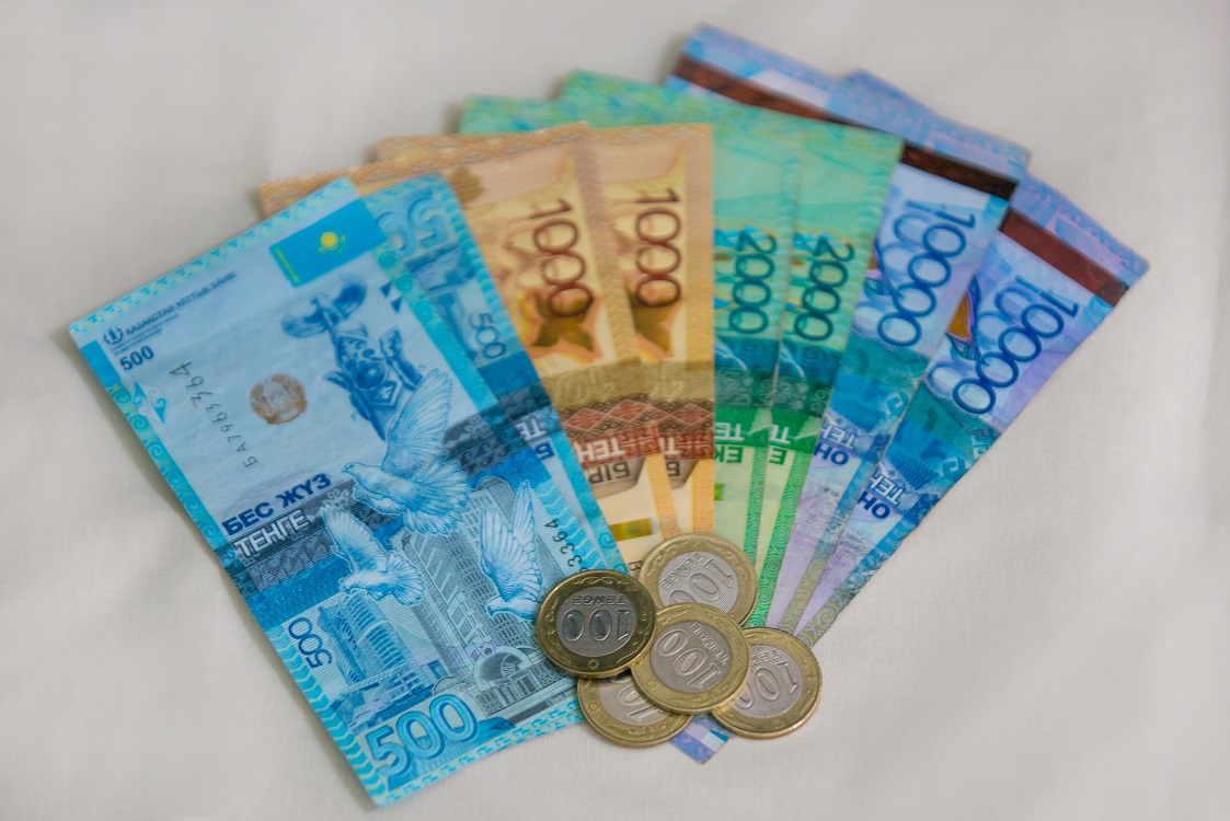 какая валюта в казахстане
