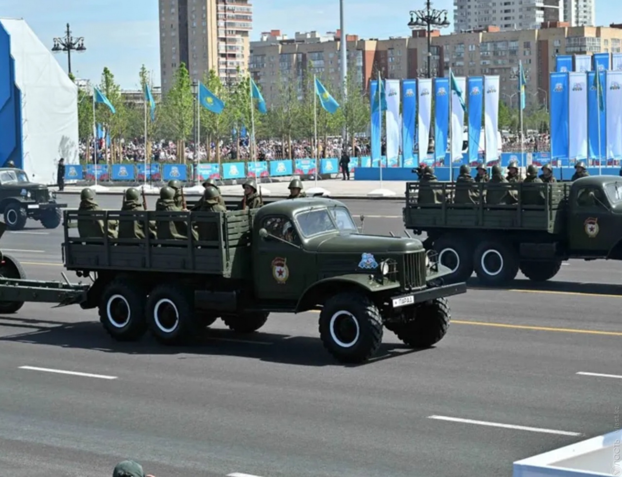казахстан отменил военные парады в этом году  на 7 и 9 мая