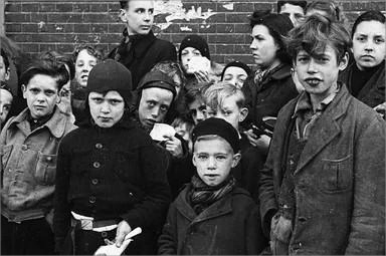 германия решает продать на аукционе документы жертв холокоста