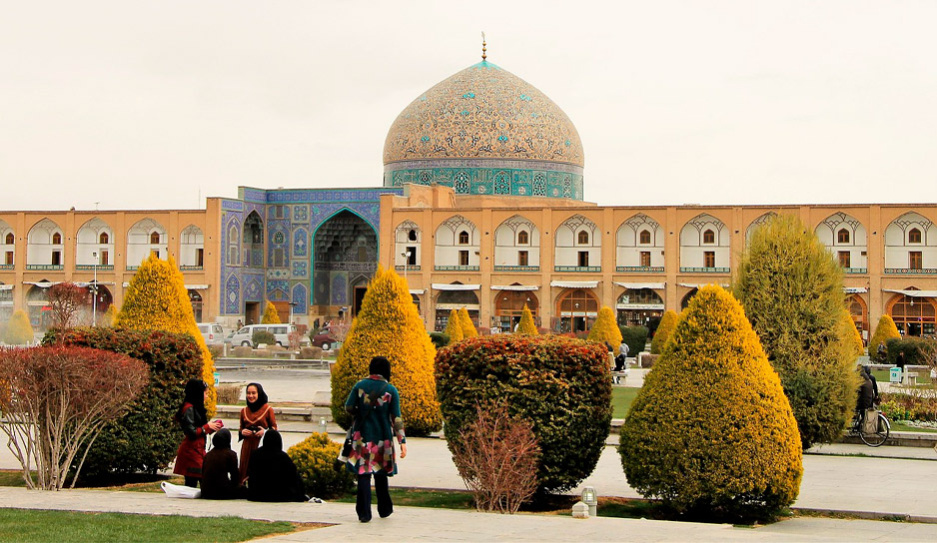 иран открывает границу: визы отменили для граждан 28 стран