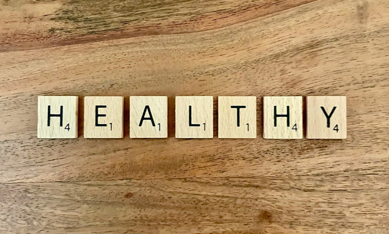 Что происходит с женскими гормонами в течение месяца и как это влияет на самочувствие