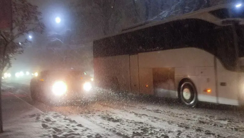 пыльная буря, дождь и снег: погода в казахстане в пятницу, 15 марта 2024