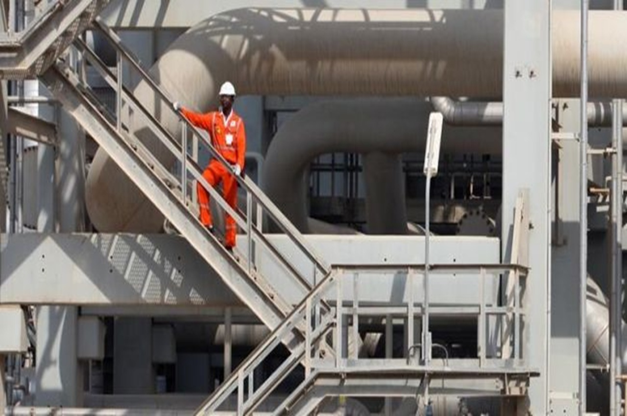 катар приостановил производство спг в рас-лаффане после атаки иранских бпла