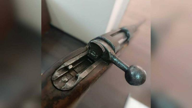 житель казахстана добровольно сдал полицейским оружие первой мировой войны