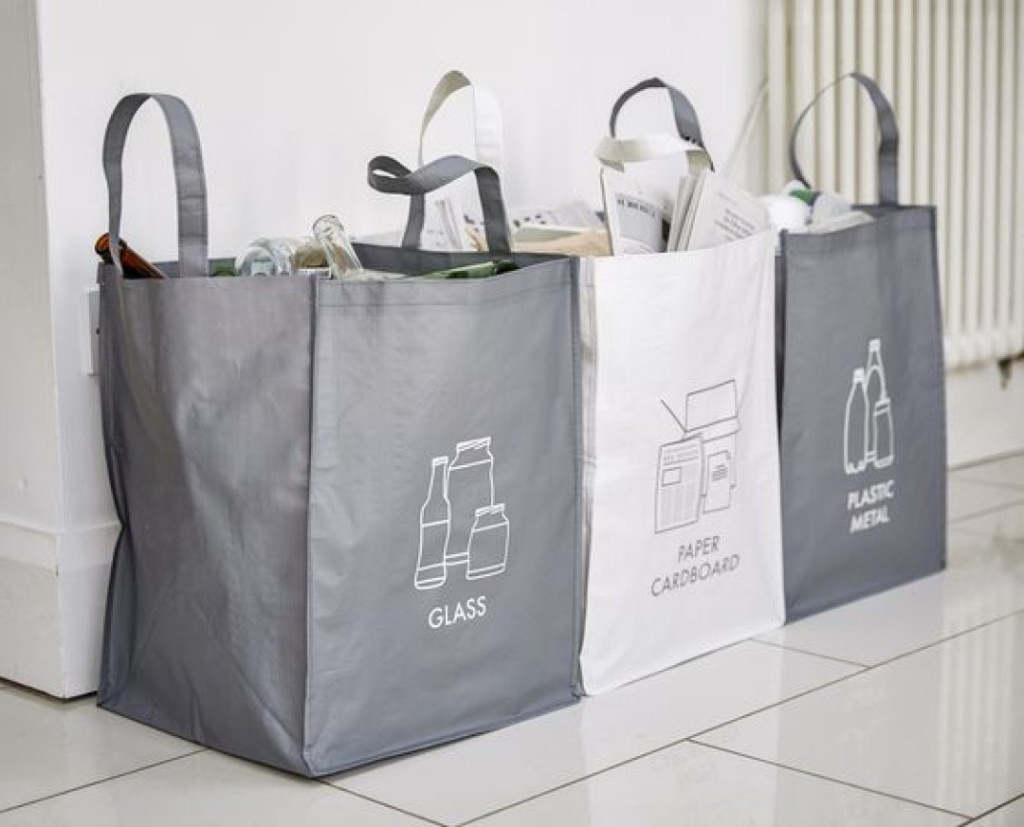 Жителям Узбекистана начнут платить за раздельный сбор мусора, а бизнесменам выделять субсидии за утилизацию