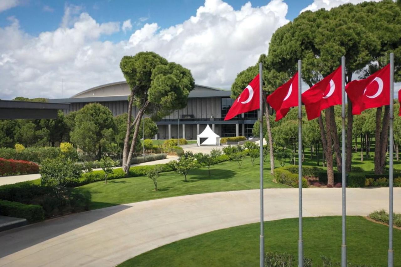 Анталийский зонтик: как Турция переформатирует «средние державы»