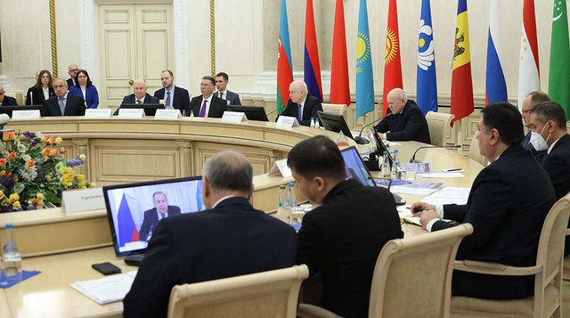 мид рф призвал страны снг четче высказывать свою позицию на международной арене