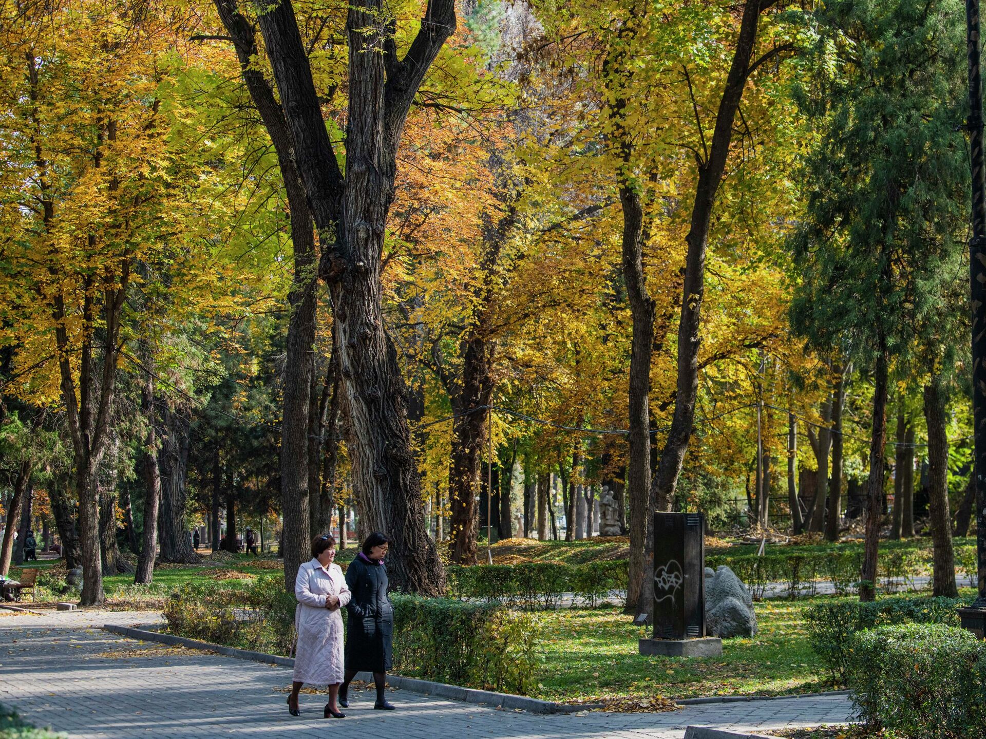 погода, в странах центральной азии, 7 ноября 2023 года: в бишкеке +15, в ашхабаде +27