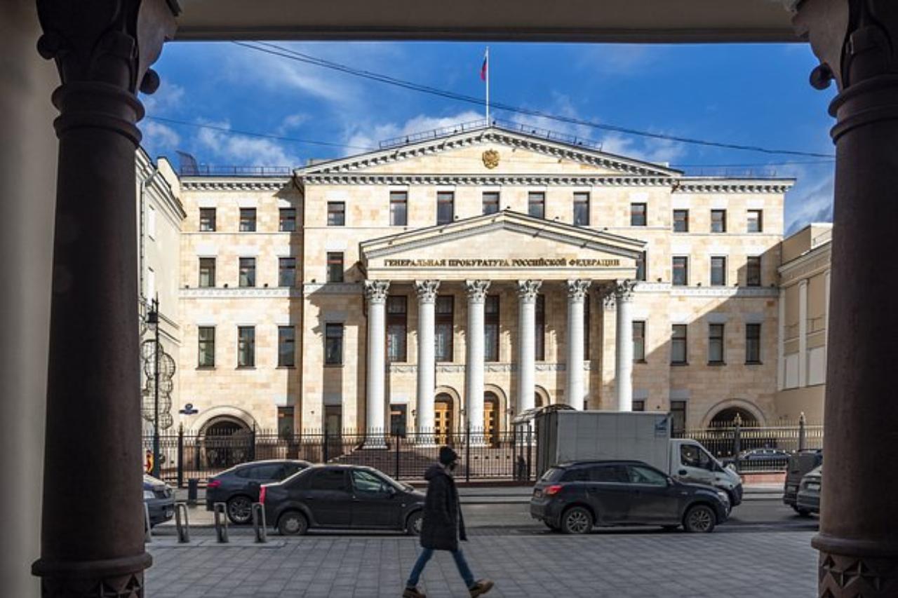 генпрокуратура рф поддержала контроль за банковскими переводами мигрантов 
