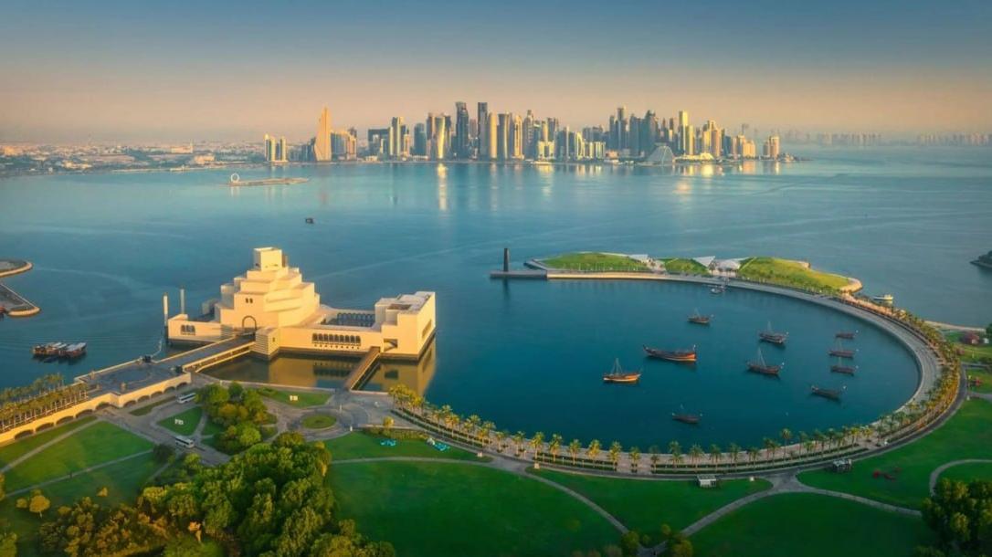 Тегеран требует репараций с арабских монархий за соучастие в агрессии: хроника войны на Ближнем Востоке (15 апреля 2026)