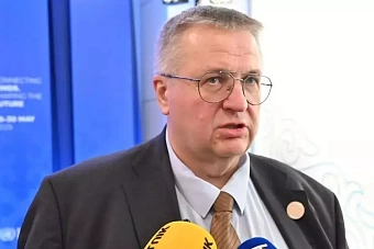 оверчук предупредил о рисках превращения центральной азии в сырьевой придаток запада