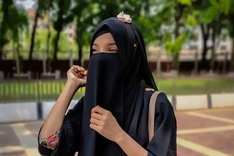 власти кыргызстана утвердили запрет на ношение никаба в общественных местах