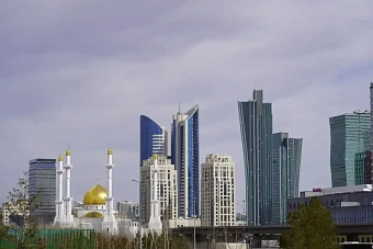 Казахстанские города удостоены почётного звания «Город трудовой славы» в преддверии 80-летия Победы