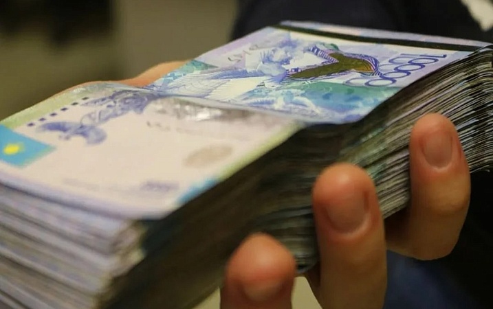 жители казахстана должны банкам почти 26 триллионов тенге: названы города, где больше всего живет должников