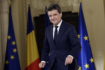 Мэр Бухареста Никушор Дан одержал победу на выборах президента Румынии: что известно о новом лидере страны