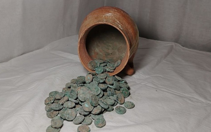 в таджикистане нашли уникальные древние монеты возрастом две тысячи лет