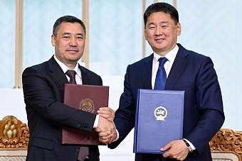 Садыр Жапаров искал в Монголии деньги