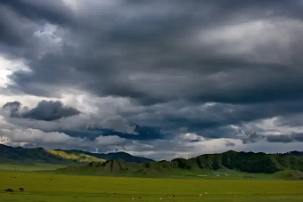 холодно, местами дождь и снег: погода в казахстане во вторник, 28 мая 2024