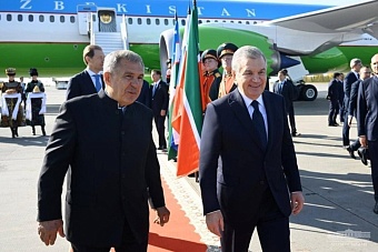президент узбекистана прибыл в столицу татарстана