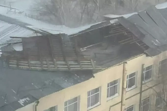в астане ураганный ветер повредил крышу агротехнического университета