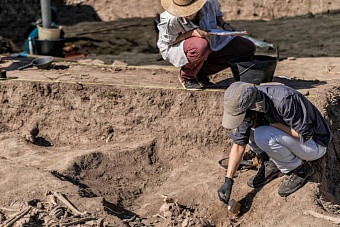 турецкие археологи нашли глиняную статуэтку человека, возраст которой составляет около 8 850 лет