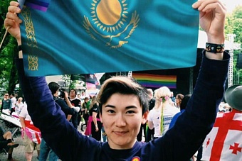 позор казахстана: местные феминистки вновь продвигают лгбт-тематику (видео)