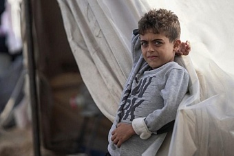 помочь невинным жертвам: кыргызстан открыл банковский счет для сбора помощи жителям газы