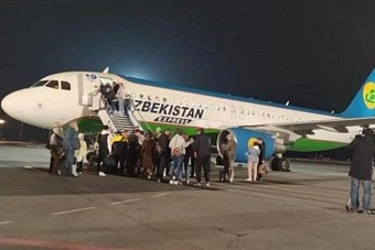 в узбекистан из омска вылетел первый рейс